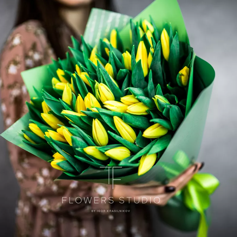 51 желтый тюльпан