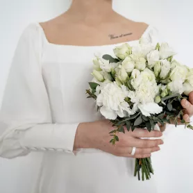 Букет невесты №15 от интернет-магазина «Flowers Studio»
