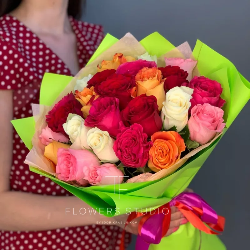 25 роз микс Кения 1