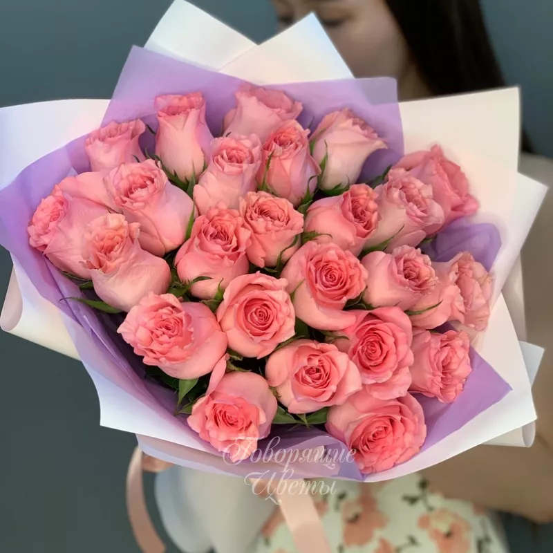 25 розовых роз Кения 1