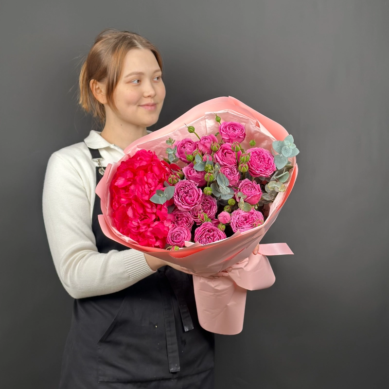 Букет №080201 от интернет-магазина «Flowers Studio»