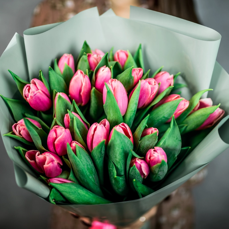 25 розовых тюльпанов  от интернет-магазина «Flowers Studio»